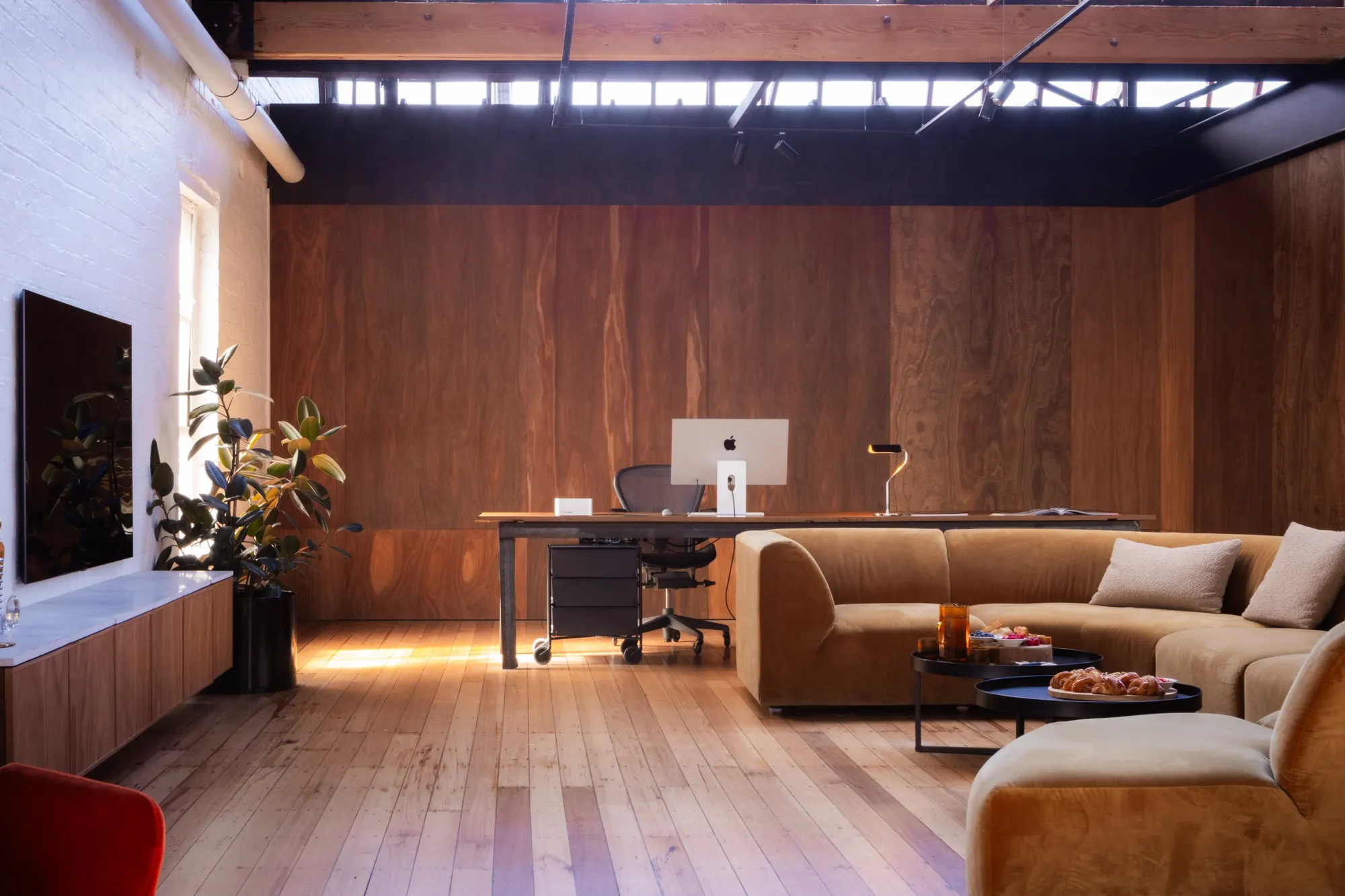 The upstairs edit suite at 15 Aberdeen Road